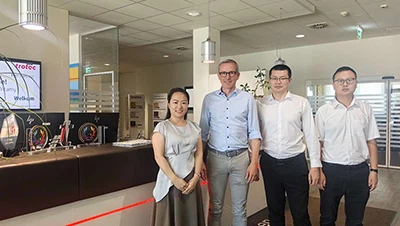 MRJ-LASER, Avrupa'daki stratejik düzenini derinleştirir . Avusturya gezisi, t...